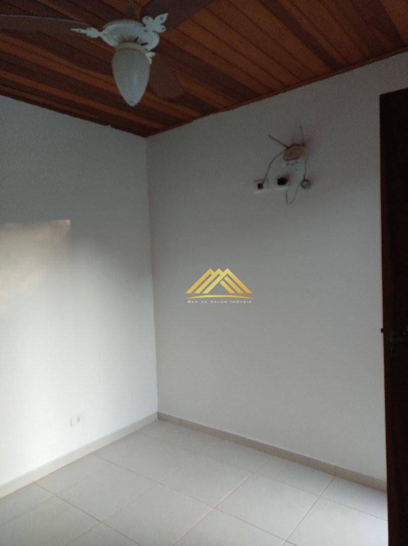 Casa à venda e aluguel com 3 quartos, 400m² - Foto 36