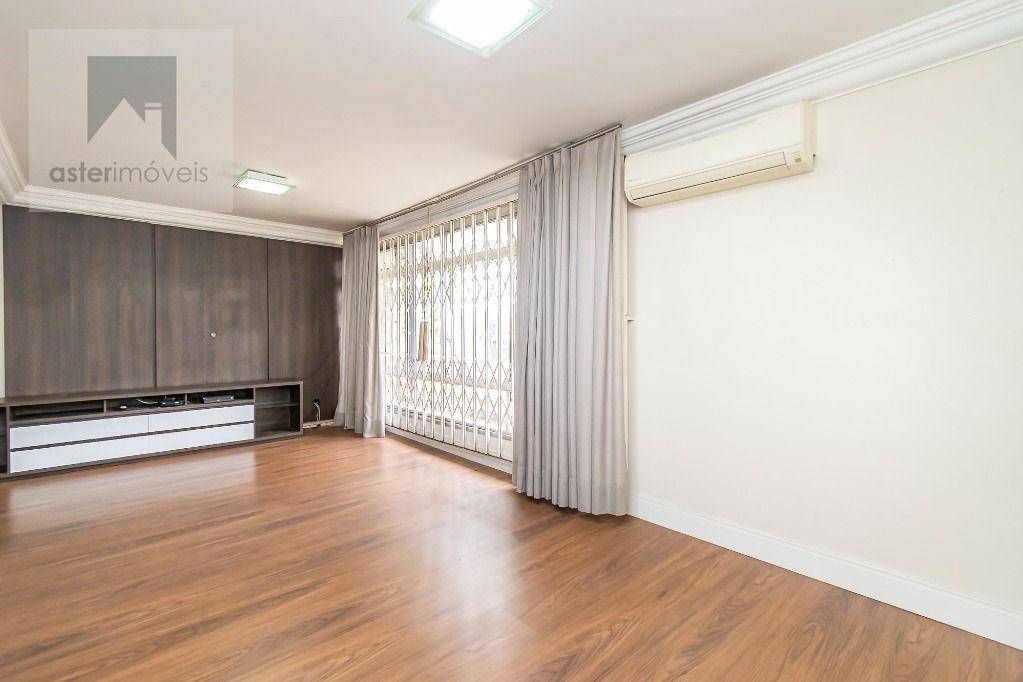Casa para alugar com 4 quartos, 285m² - Foto 28