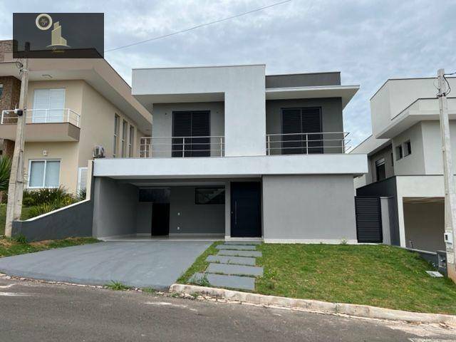 Casa de Condomínio à venda com 3 quartos, 250m² - Foto 1