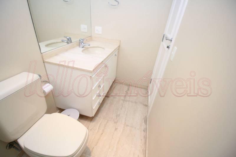 Apartamento para alugar com 4 quartos, 240m² - Foto 19