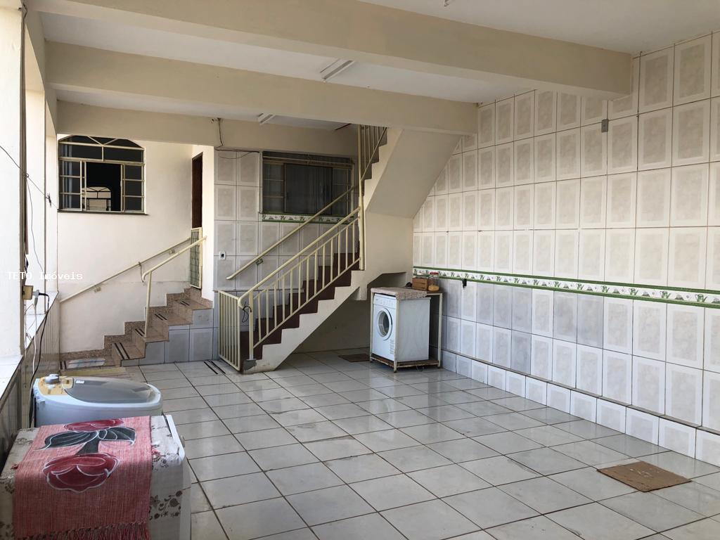 Casa à venda com 3 quartos - Foto 4