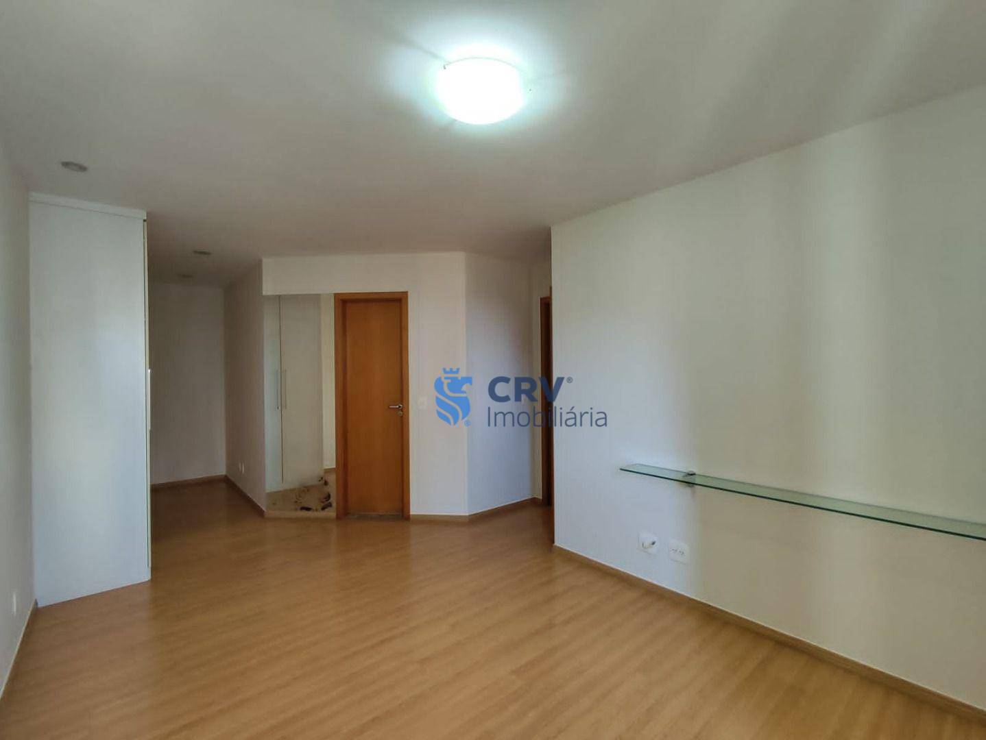 Apartamento para alugar com 3 quartos, 130m² - Foto 2