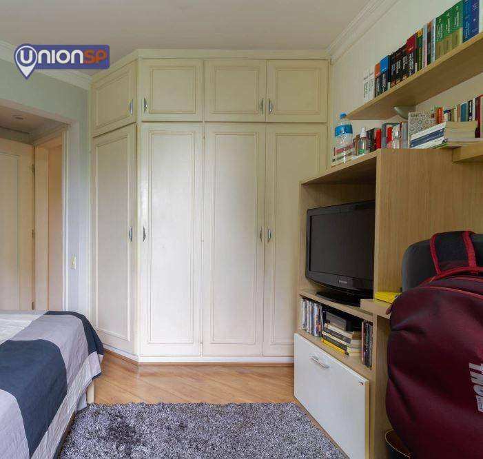 Apartamento à venda com 3 quartos, 220m² - Foto 12