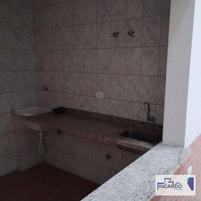 Casa à venda com 2 quartos, 230m² - Foto 29