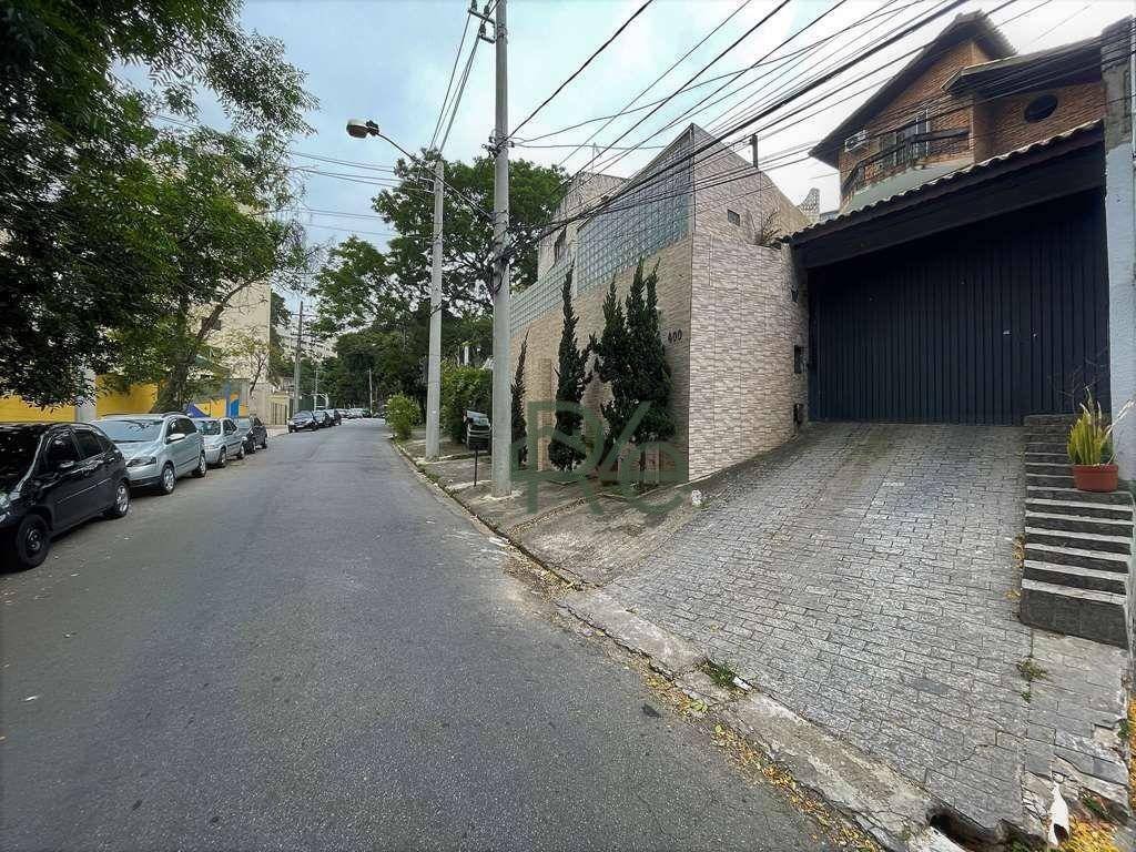 Casa à venda com 3 quartos, 180m² - Foto 2