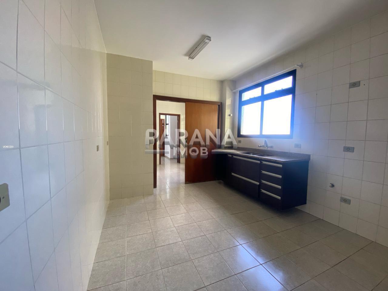 Apartamento à venda com 3 quartos, 124m² - Foto 22