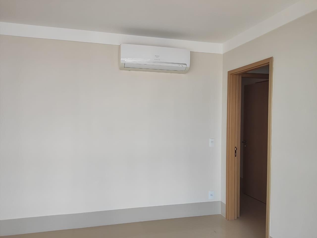 Apartamento à venda com 3 quartos, 123m² - Foto 2