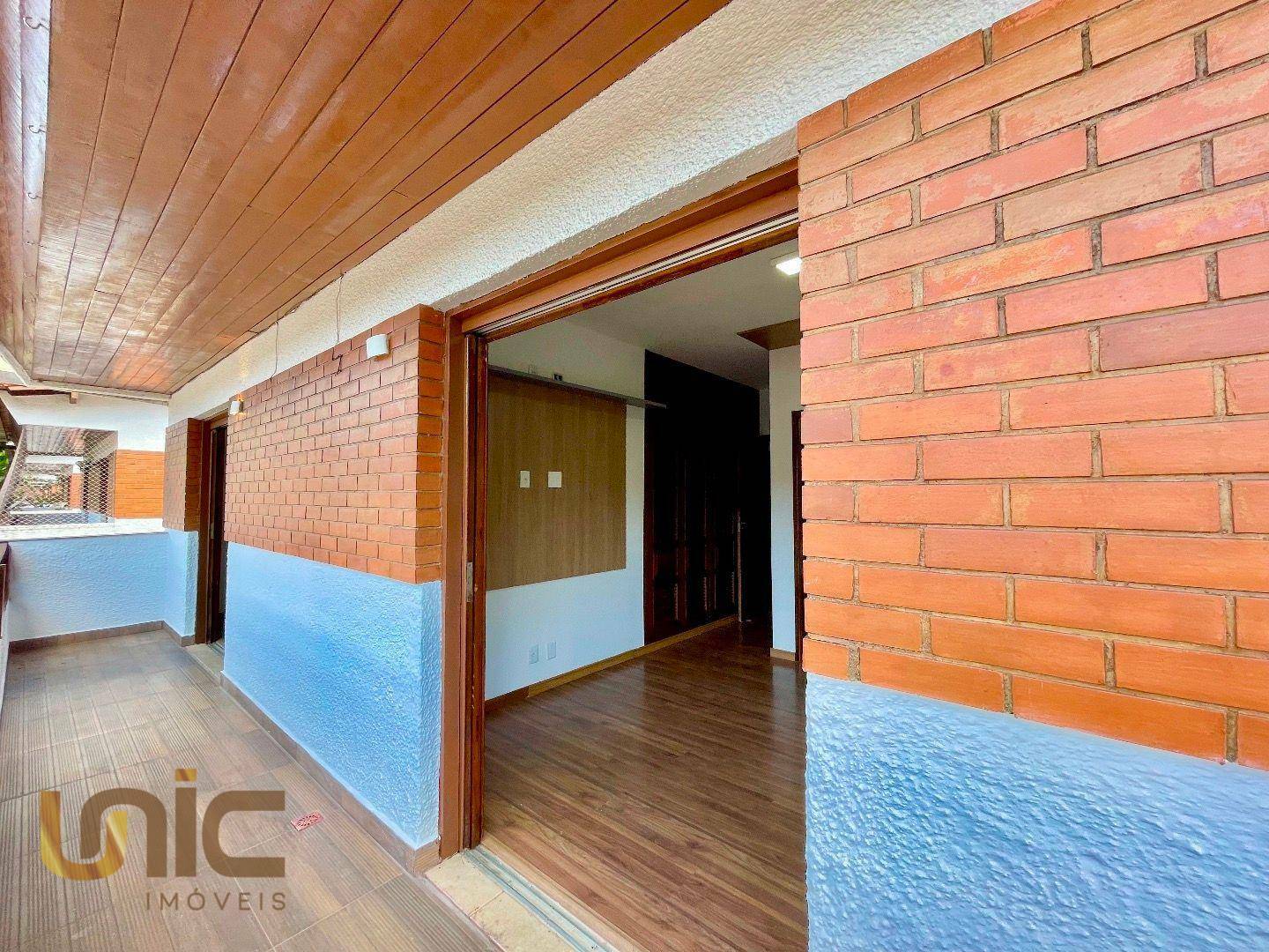 Casa de Condomínio à venda com 4 quartos, 197m² - Foto 39