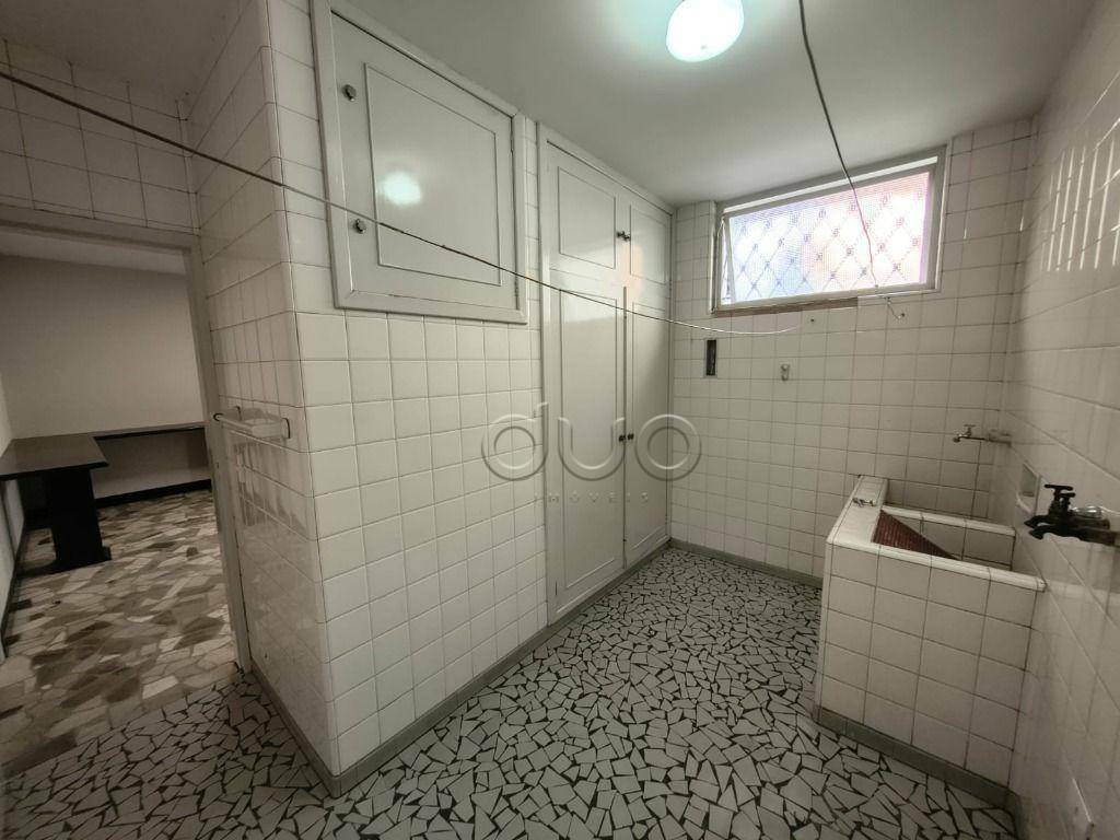 Casa para alugar com 3 quartos, 298m² - Foto 24