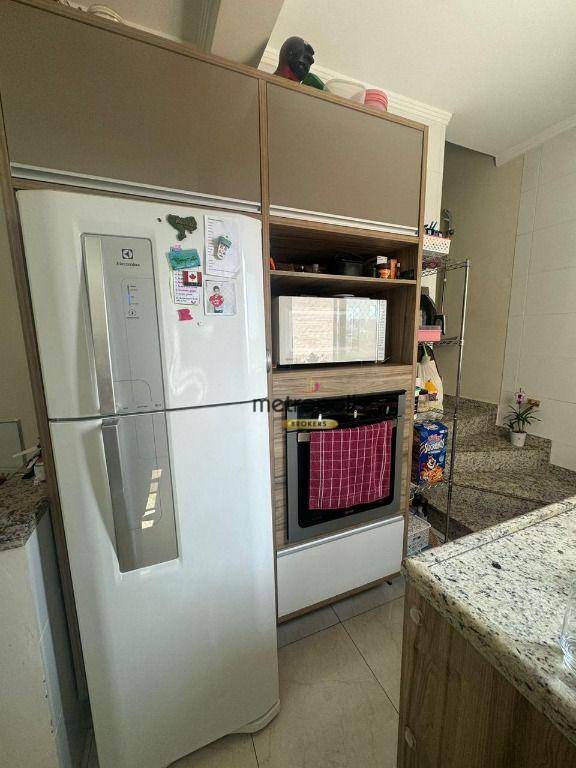 Cobertura à venda com 2 quartos, 98m² - Foto 4