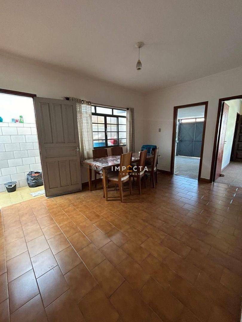 Casa para alugar com 3 quartos, 180m² - Foto 7