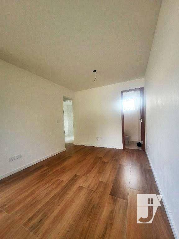 Sobrado à venda com 3 quartos, 75m² - Foto 4