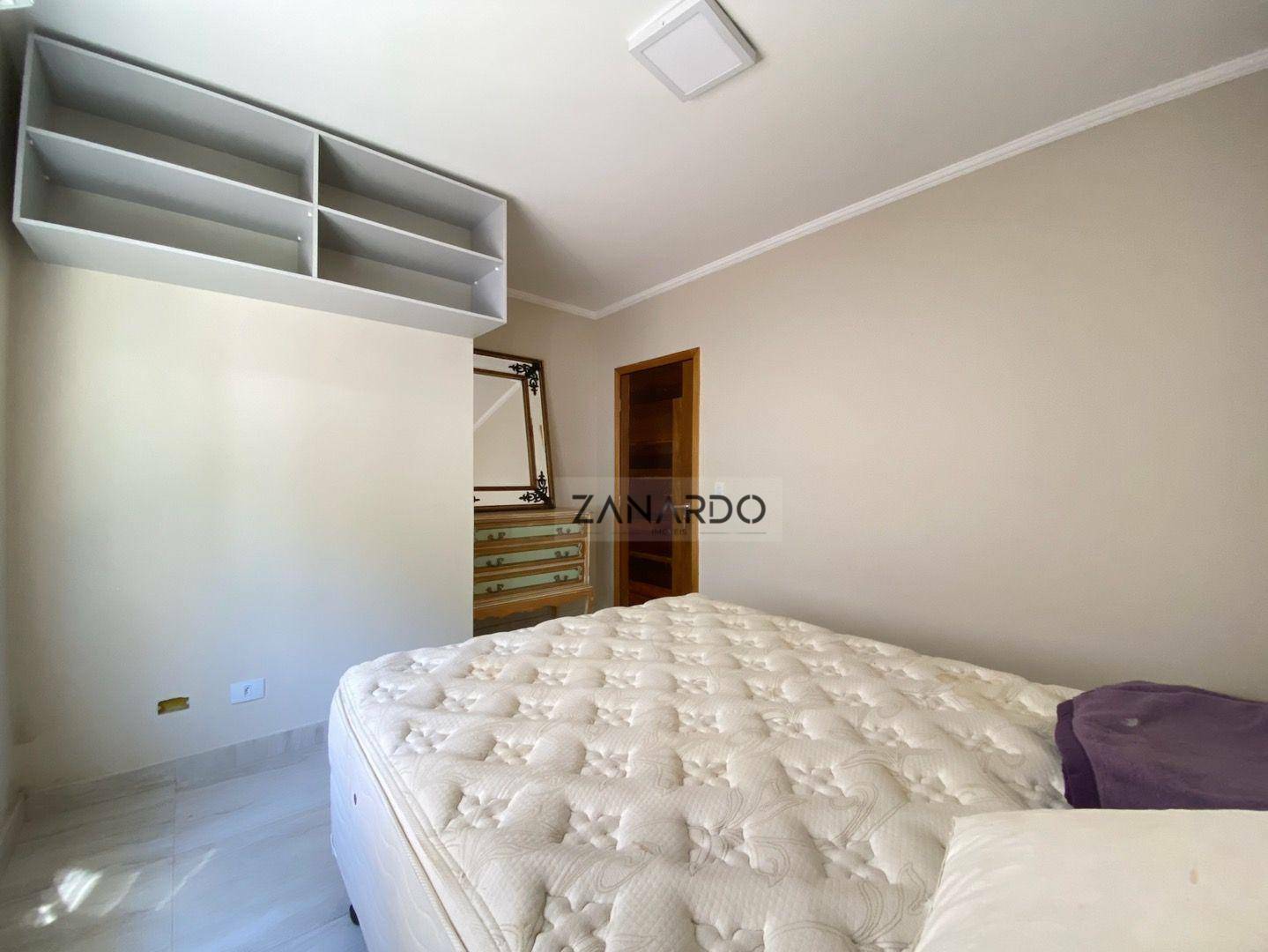 Casa de Condomínio à venda com 7 quartos, 400m² - Foto 25