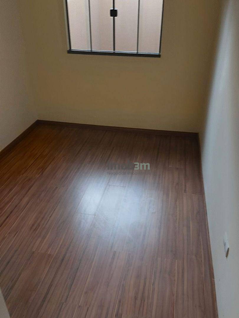 Casa à venda com 3 quartos, 80m² - Foto 18