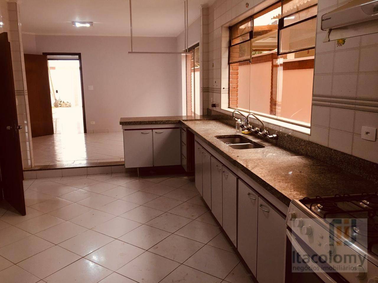 Casa de Condomínio à venda e aluguel com 4 quartos, 470m² - Foto 9