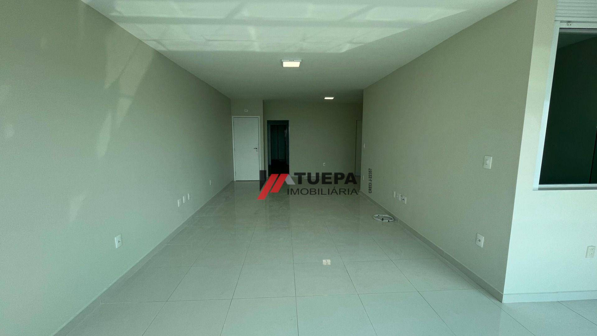 Apartamento para alugar com 3 quartos, 150m² - Foto 25