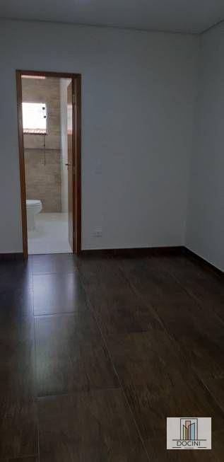 Sobrado à venda com 3 quartos, 210M2 - Foto 4