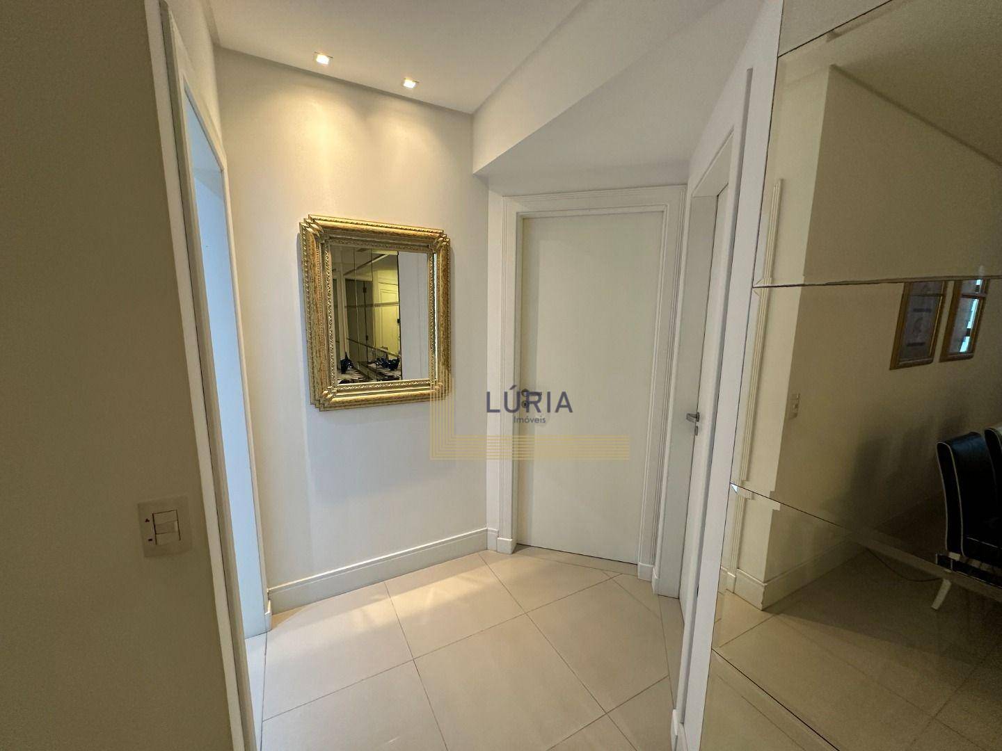 Apartamento à venda com 3 quartos, 157m² - Foto 22