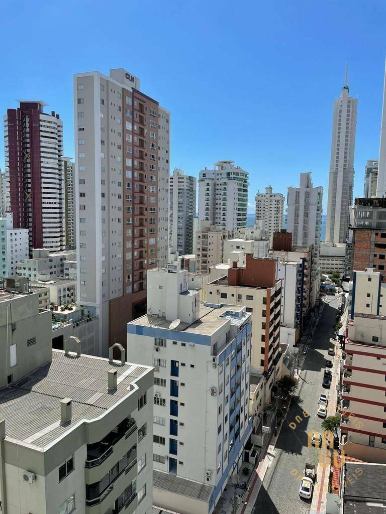 Apartamento à venda com 4 quartos, 137m² - Foto 21