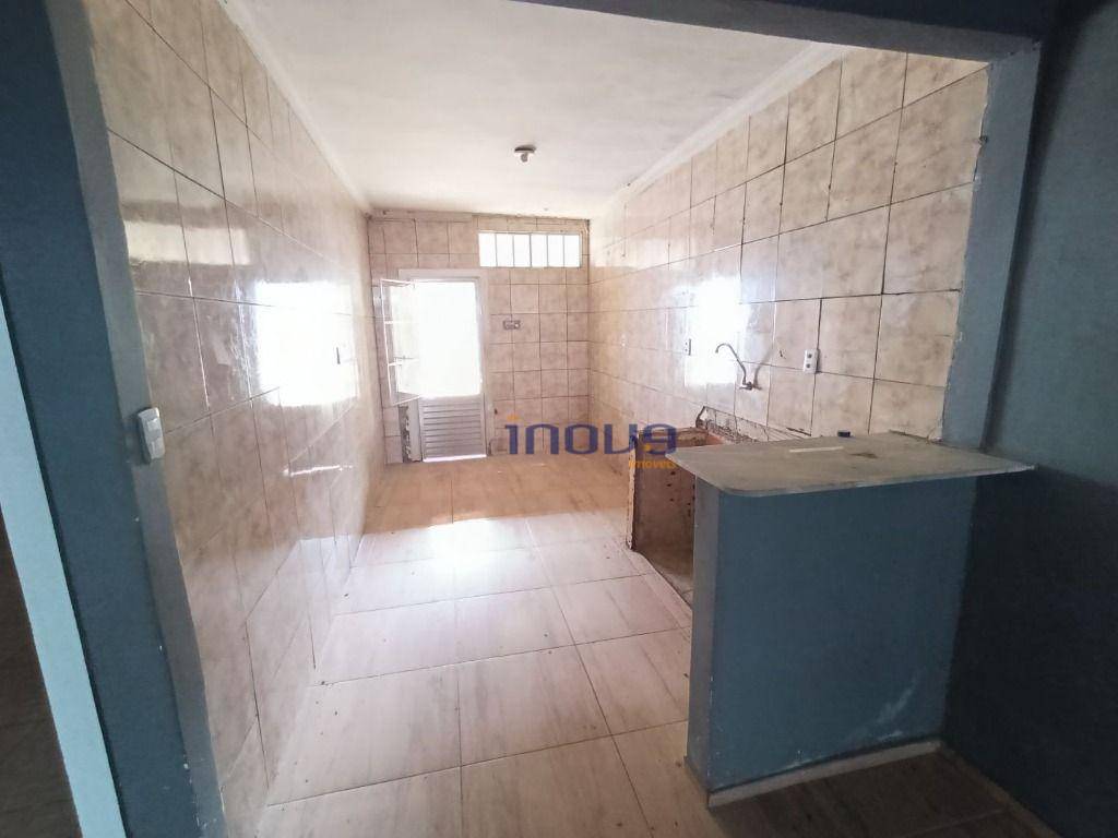 Casa à venda e aluguel com 2 quartos, 164M2 - Foto 8