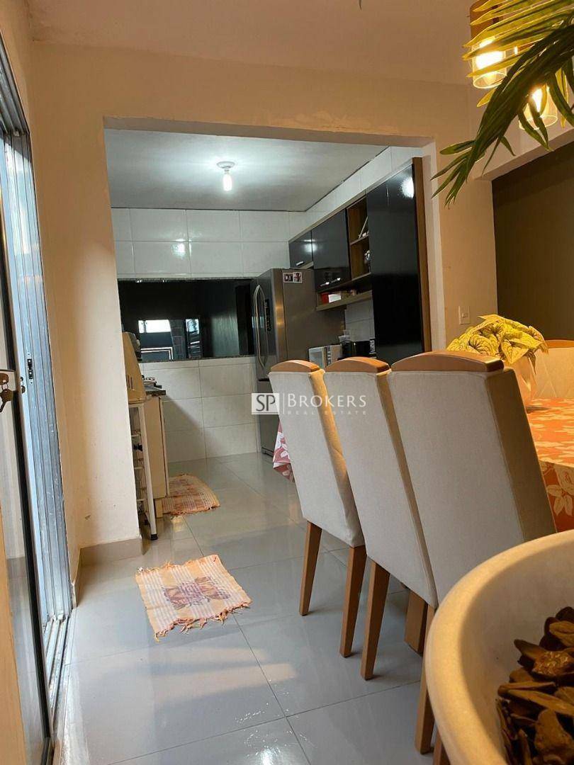 Casa à venda com 3 quartos, 170m² - Foto 14