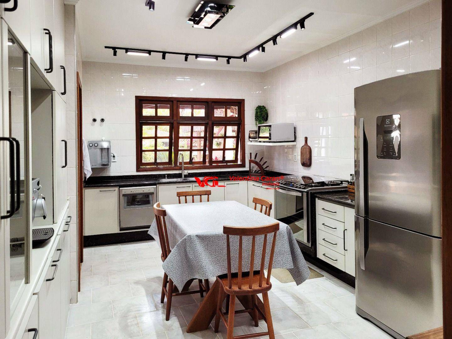 Chácara, 3 quartos, 2950 m² - Foto 10