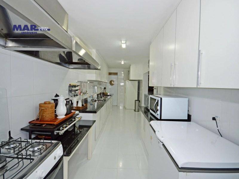 Casa à venda com 9 quartos, 1300m² - Foto 59