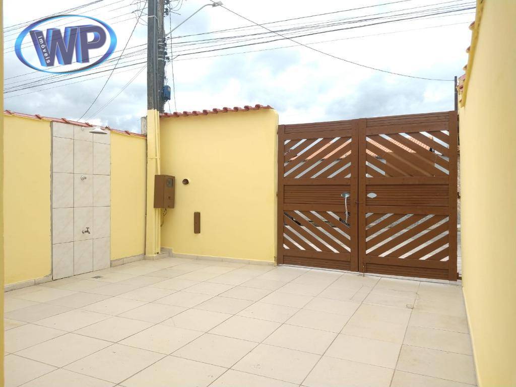 Casa à venda com 2 quartos, 70m² - Foto 6