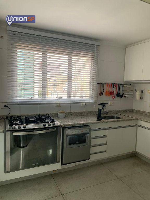 Apartamento à venda com 4 quartos, 196m² - Foto 16