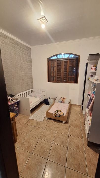 Casa à venda com 3 quartos, 90m² - Foto 12