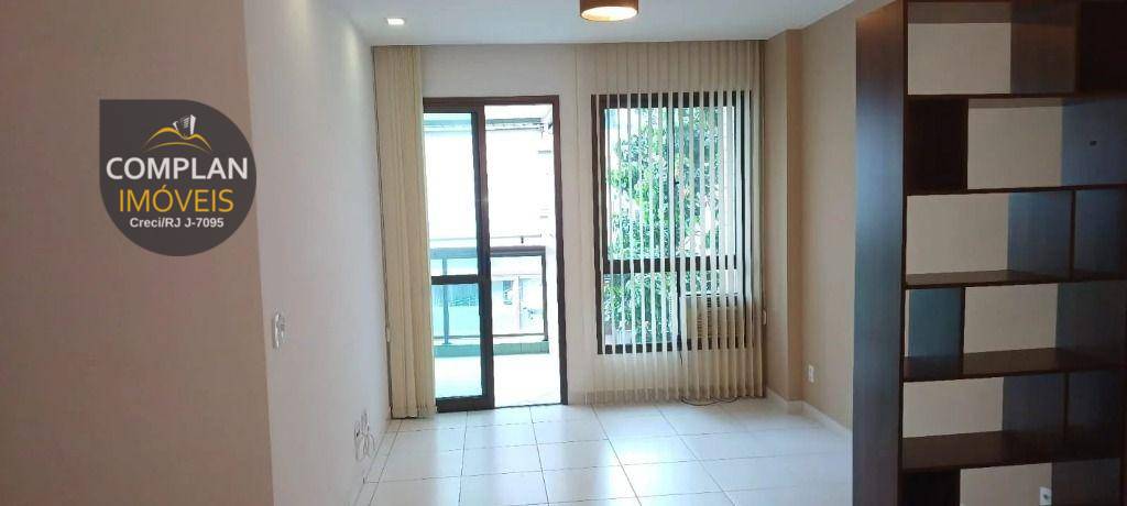 Apartamento à venda com 3 quartos, 110m² - Foto 3