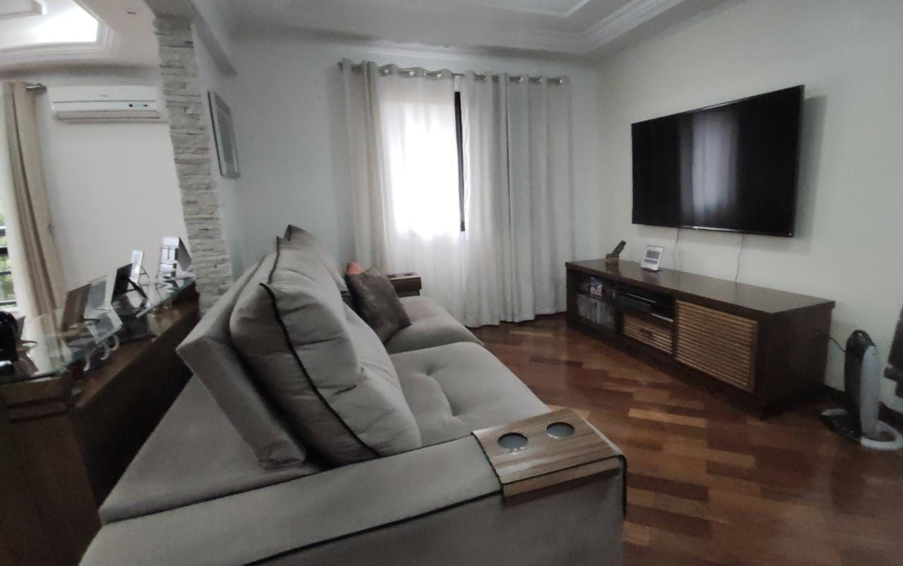 Apartamento à venda com 3 quartos, 143m² - Foto 6