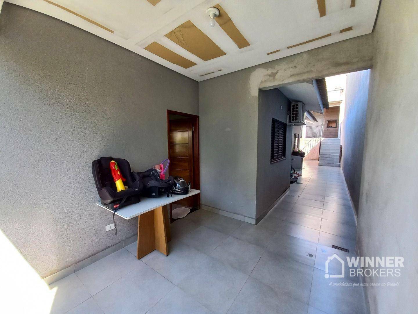 Casa à venda com 2 quartos, 76m² - Foto 2