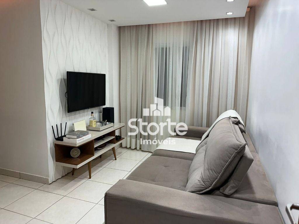 Apartamento à venda com 2 quartos, 47m² - Foto 2