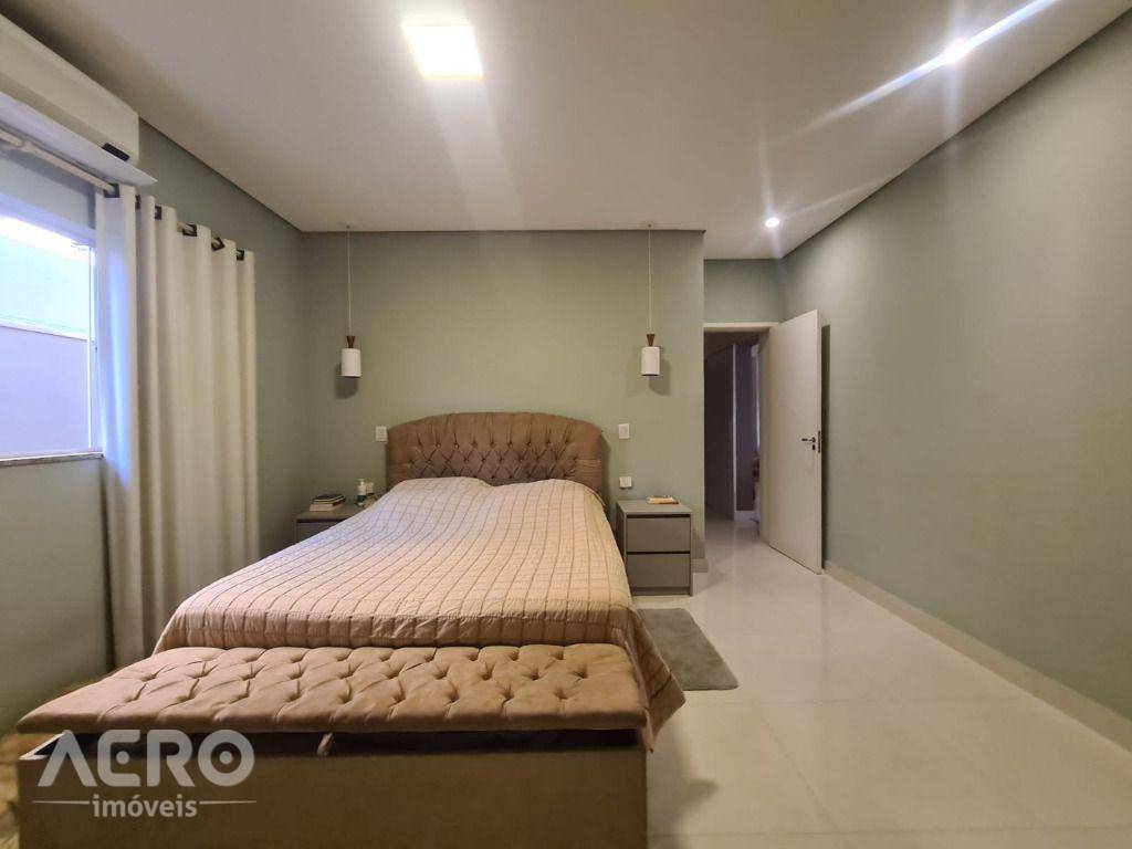 Casa de Condomínio à venda com 3 quartos, 269m² - Foto 8