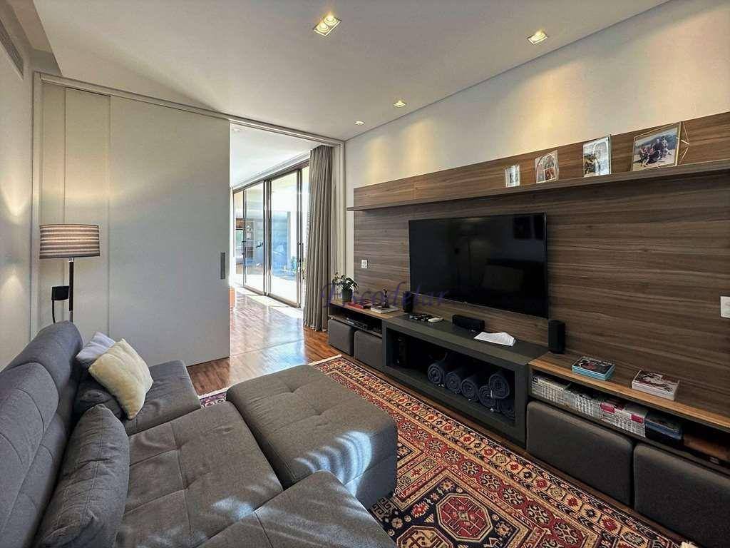 Casa de Condomínio para alugar com 5 quartos, 726m² - Foto 13