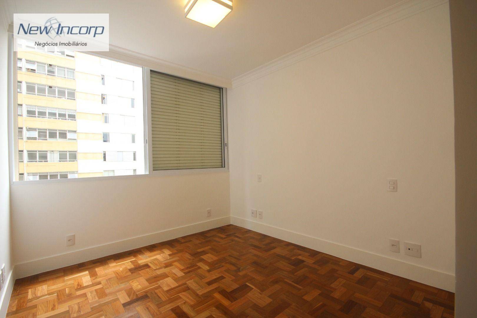 Apartamento à venda com 3 quartos, 210m² - Foto 17