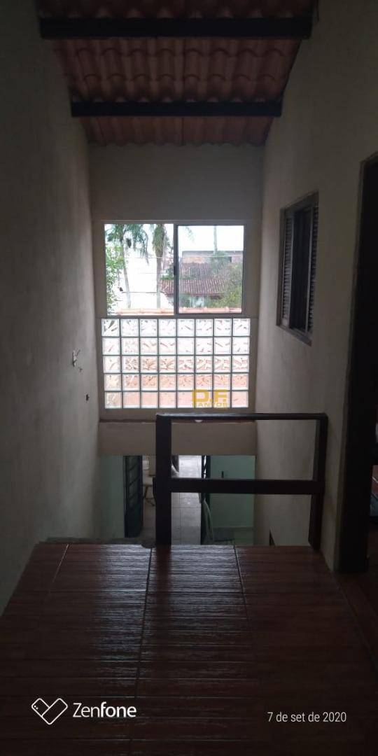 Sobrado à venda com 2 quartos, 120m² - Foto 5