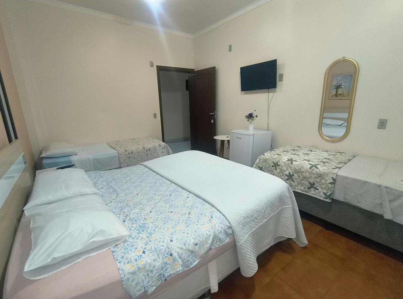 Casa à venda com 17 quartos, 3800m² - Foto 39