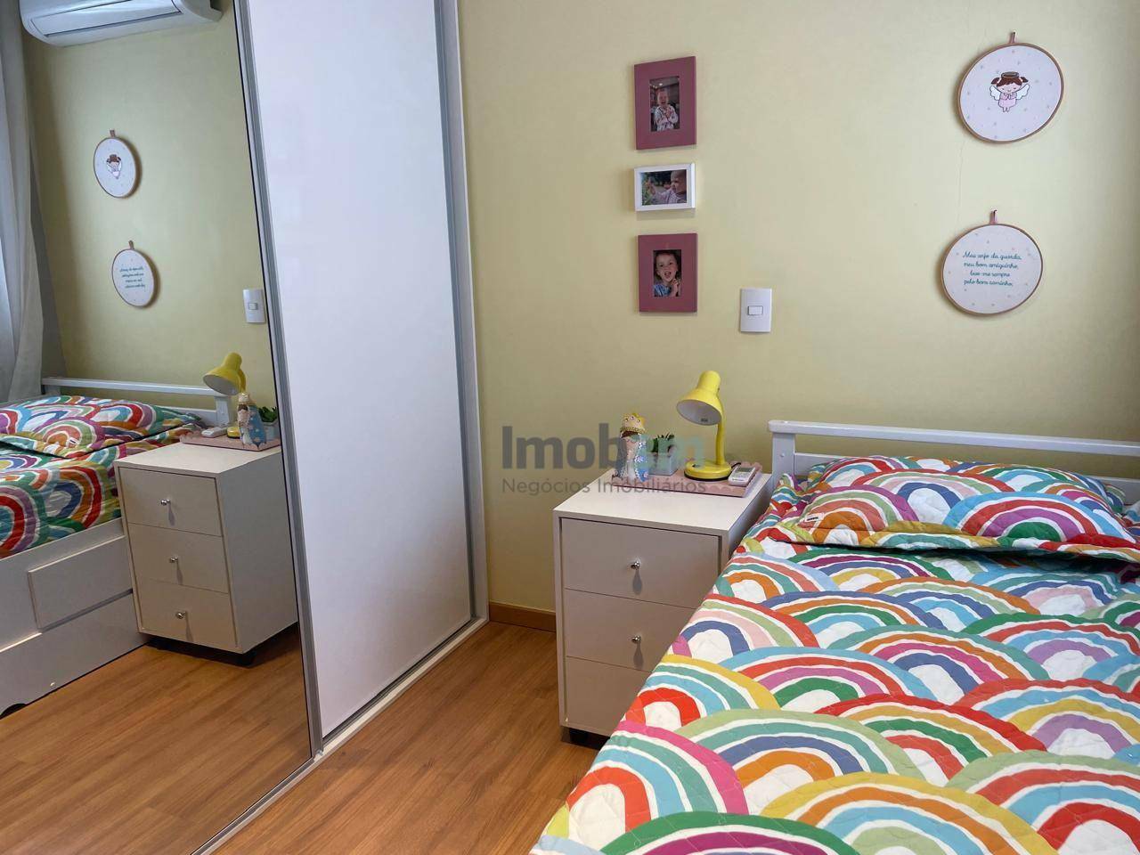 Apartamento à venda com 3 quartos, 119m² - Foto 19