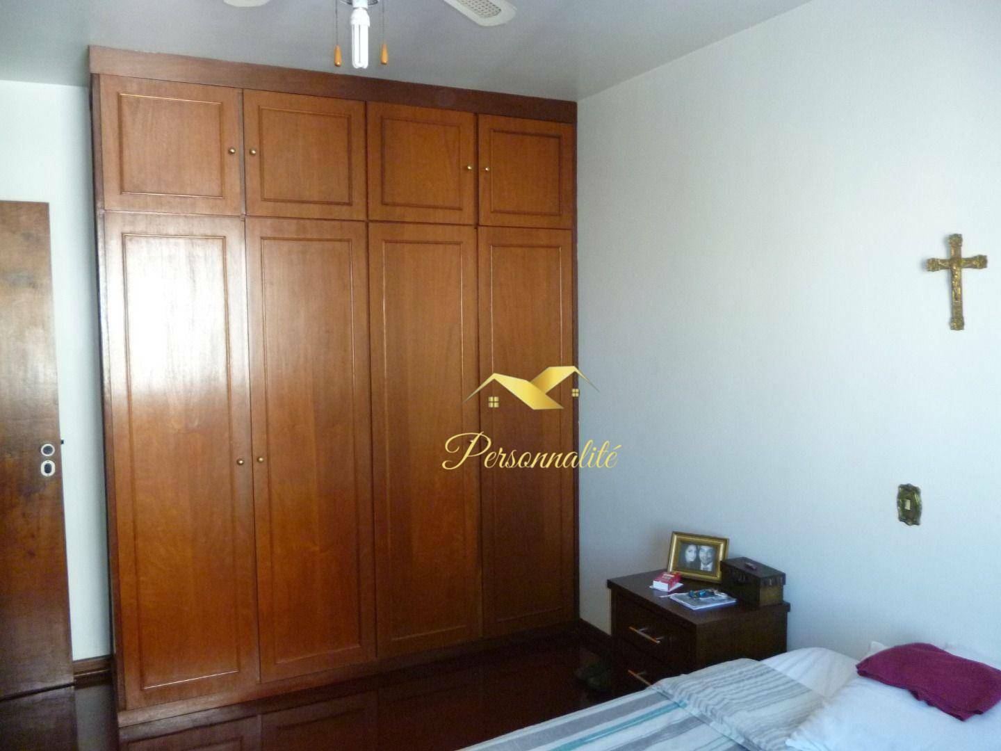 Apartamento à venda com 4 quartos, 205m² - Foto 33