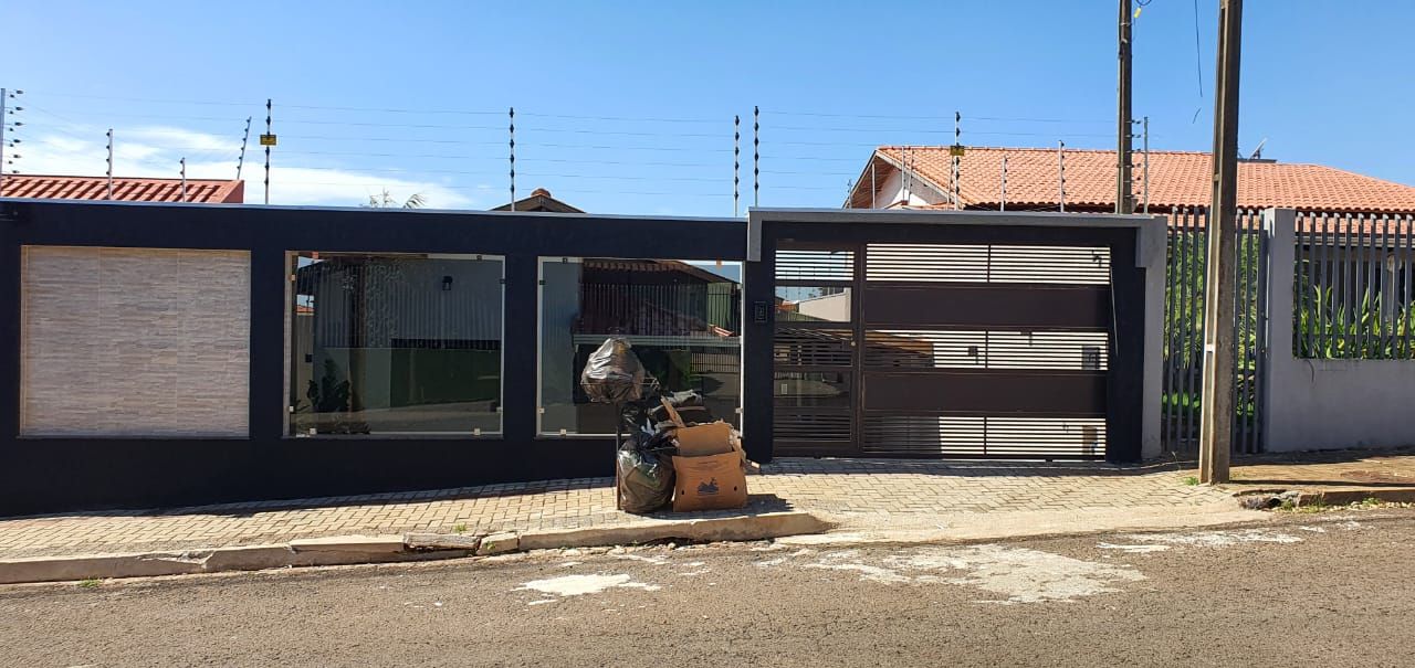 Casa à venda com 3 quartos, 139m² - Foto 2