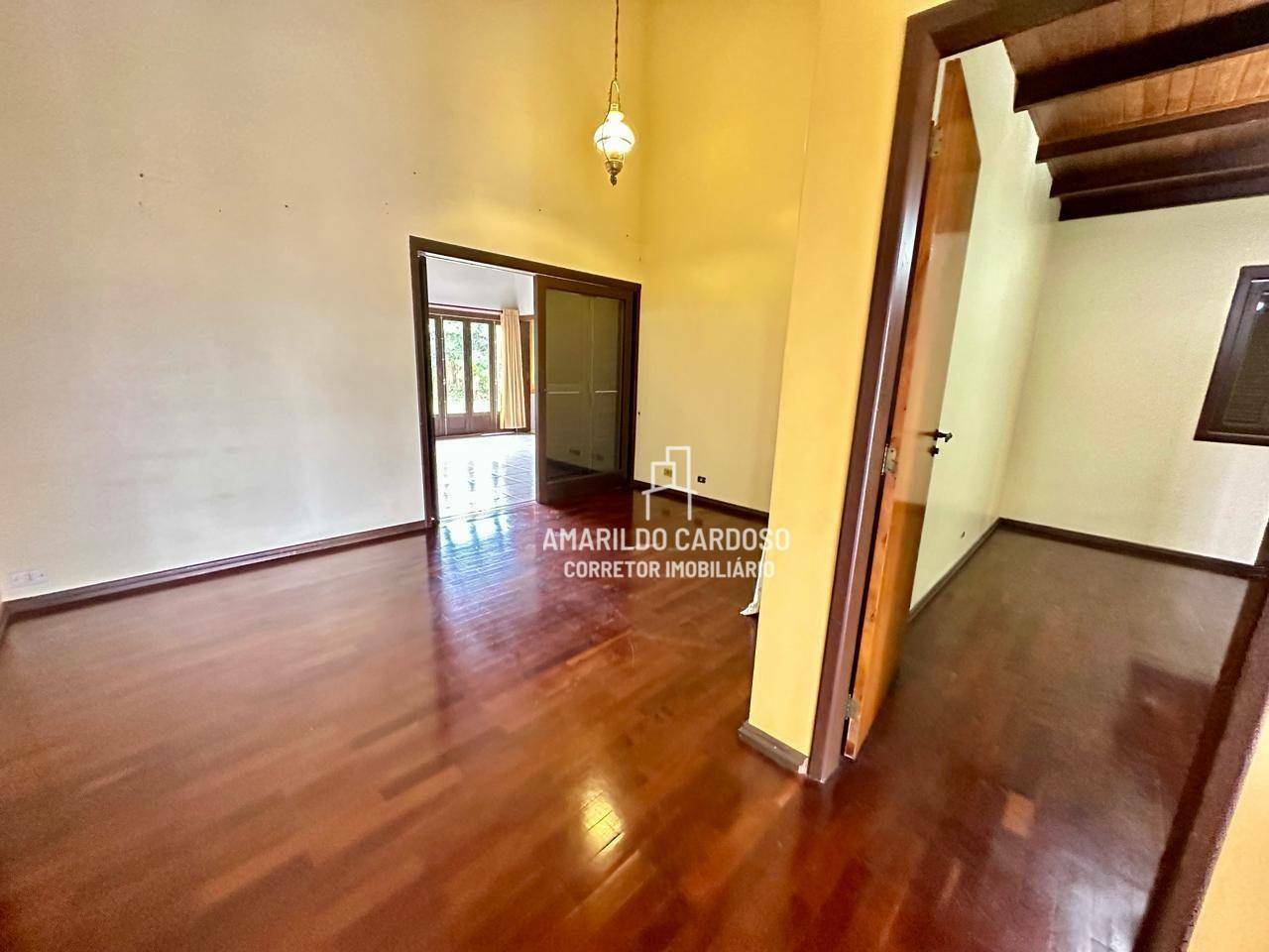 Casa à venda com 4 quartos, 230m² - Foto 20