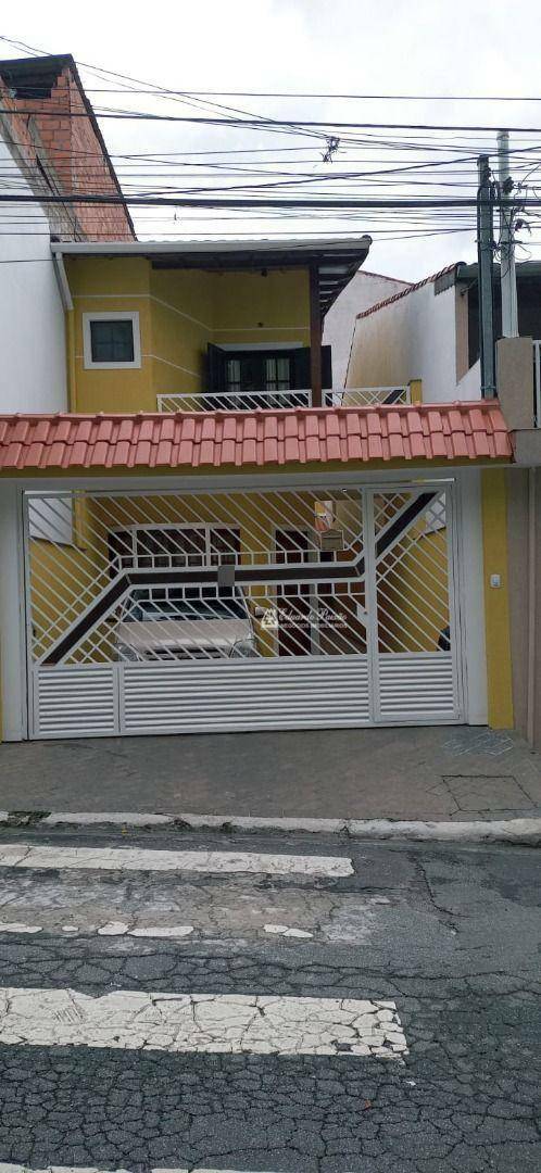 Sobrado à venda com 3 quartos, 140m² - Foto 1