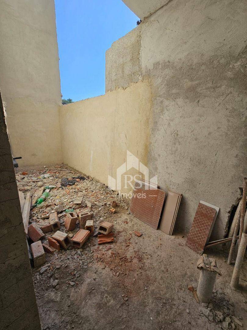 Casa de Condomínio à venda com 2 quartos, 50m² - Foto 13