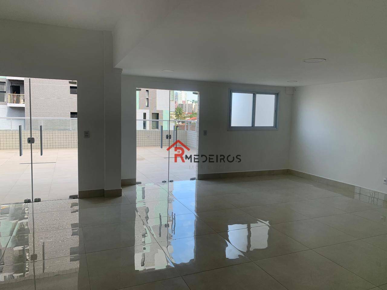 Apartamento para alugar com 2 quartos, 65m² - Foto 20