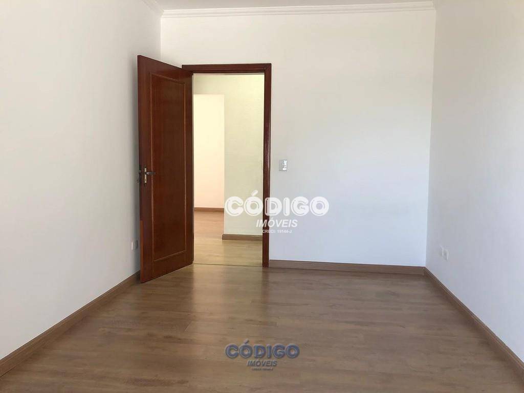 Sobrado à venda com 4 quartos, 434m² - Foto 18