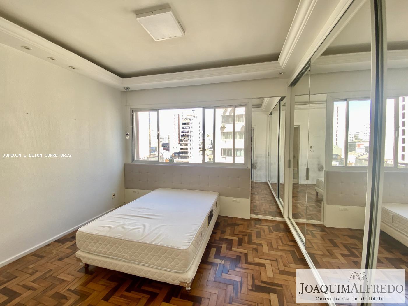 Apartamento à venda com 3 quartos, 119m² - Foto 15