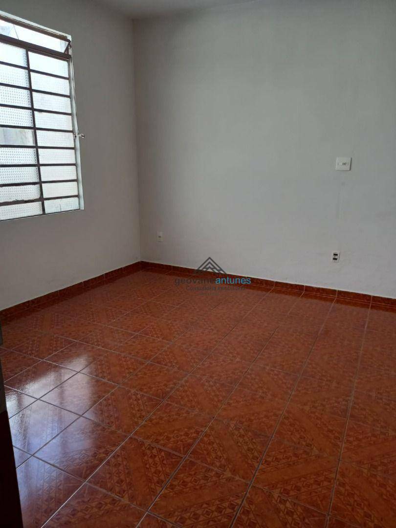 Casa à venda com 2 quartos, 175M2 - Foto 3