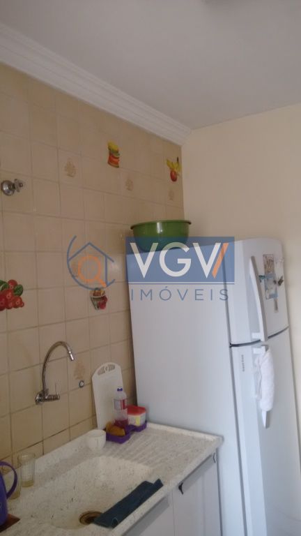 Apartamento à venda com 2 quartos, 42m² - Foto 8